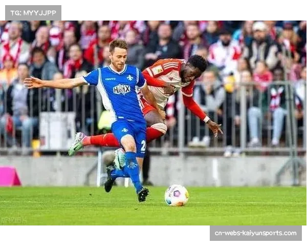 蓉城中场茹萨传球成功率超九成 攻防转换中的梳理核心 蓉城中场茹萨传球成功率超九成 攻防转换中的梳理核心