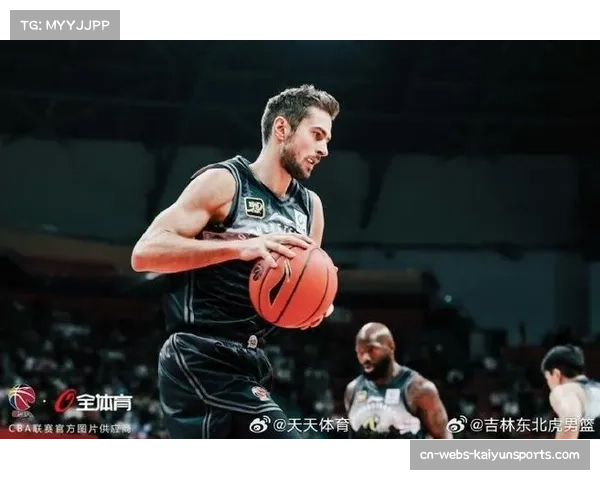 北控豪斯替换基兹林克与小尼尔森，后场升级意图明显